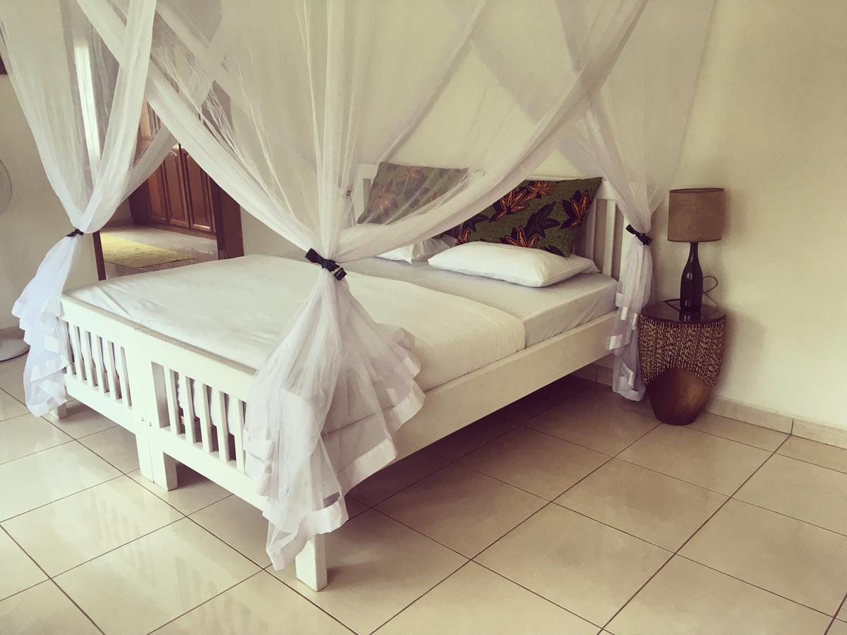 The Guinea Fowl Bed and Breakfast Entebbe Eksteriør billede